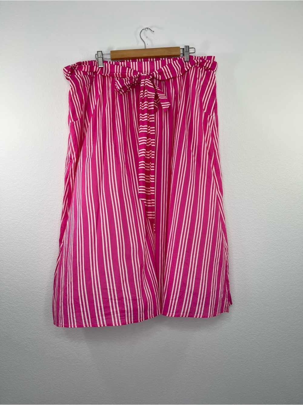 Boden Kiera Striped Midi Skirt Pink Stripes size 16R - Picture 3 of 10